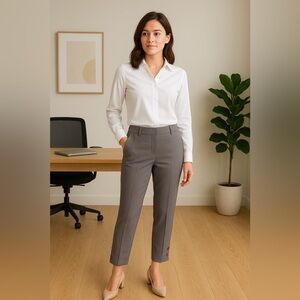 Cleo Petites Ankle Dress Pants Button Detail Grey Slim Leg Capri Ponte | Size 2